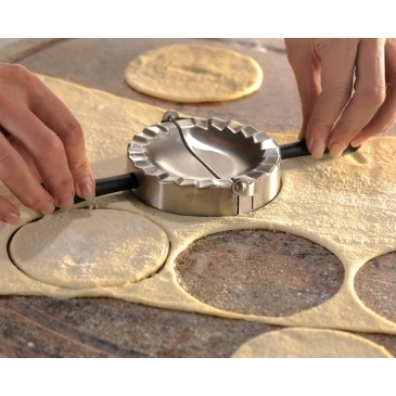 Gefu Ravioli-Maultaschenformer rund